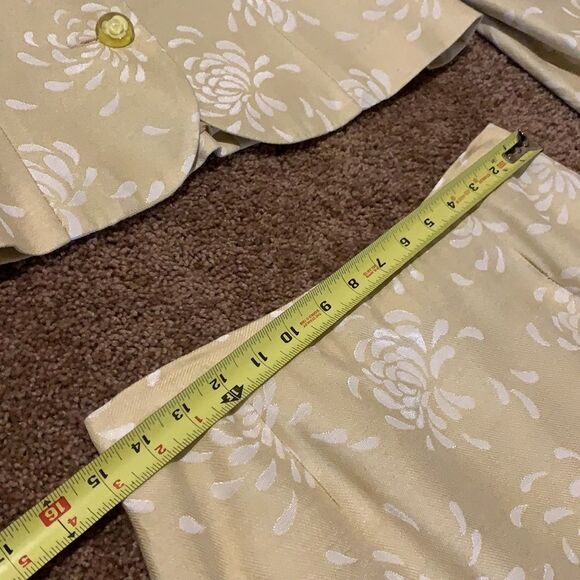 Neiman Marcus exclusive women’s suit - Picture 9 of 14